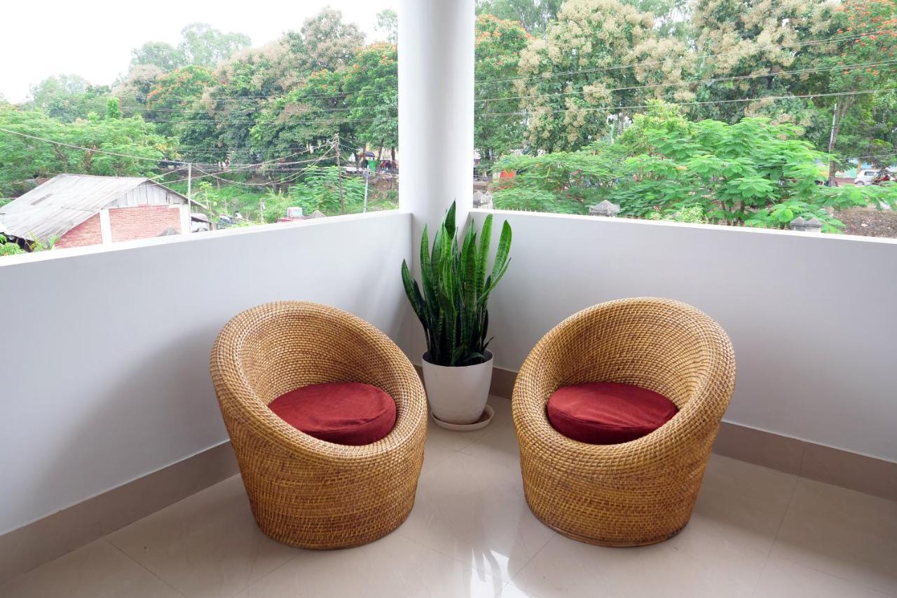 Joy'S Bnb Imphal Exterior foto