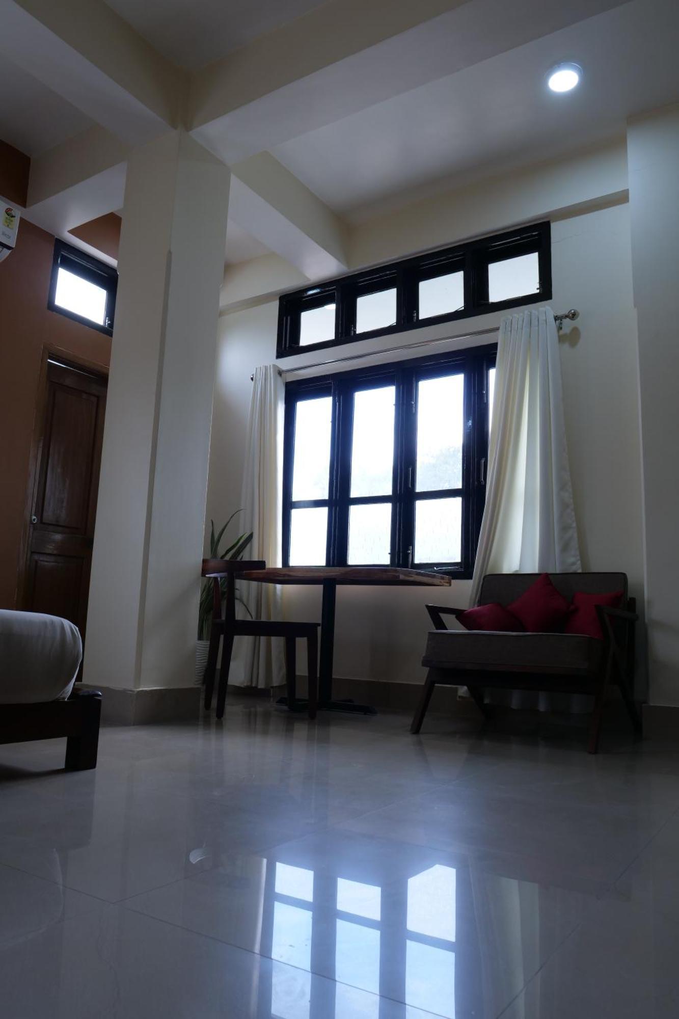 Joy'S Bnb Imphal Exterior foto